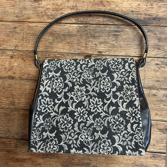 VintageTapestry Handbag - Picture 4 of 13